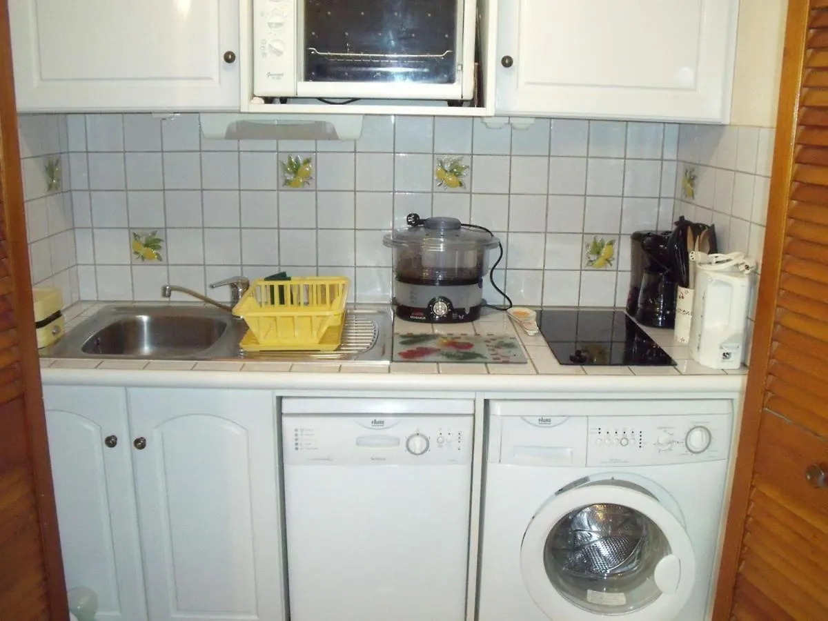 Apartment Appartement Cosy Pour 4 Avec Balcon Et Parking A Valloire - Fr-1-263-219