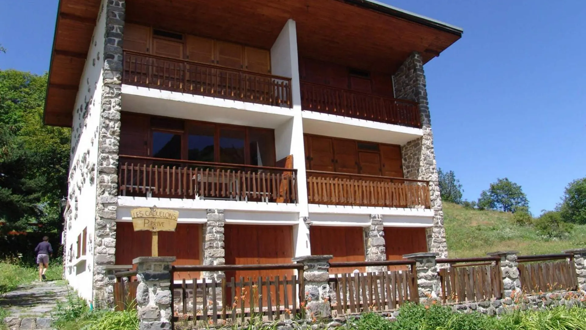 Appartement Cosy Pour 4 Avec Balcon Et Parking A Valloire - Fr-1-263-219 location